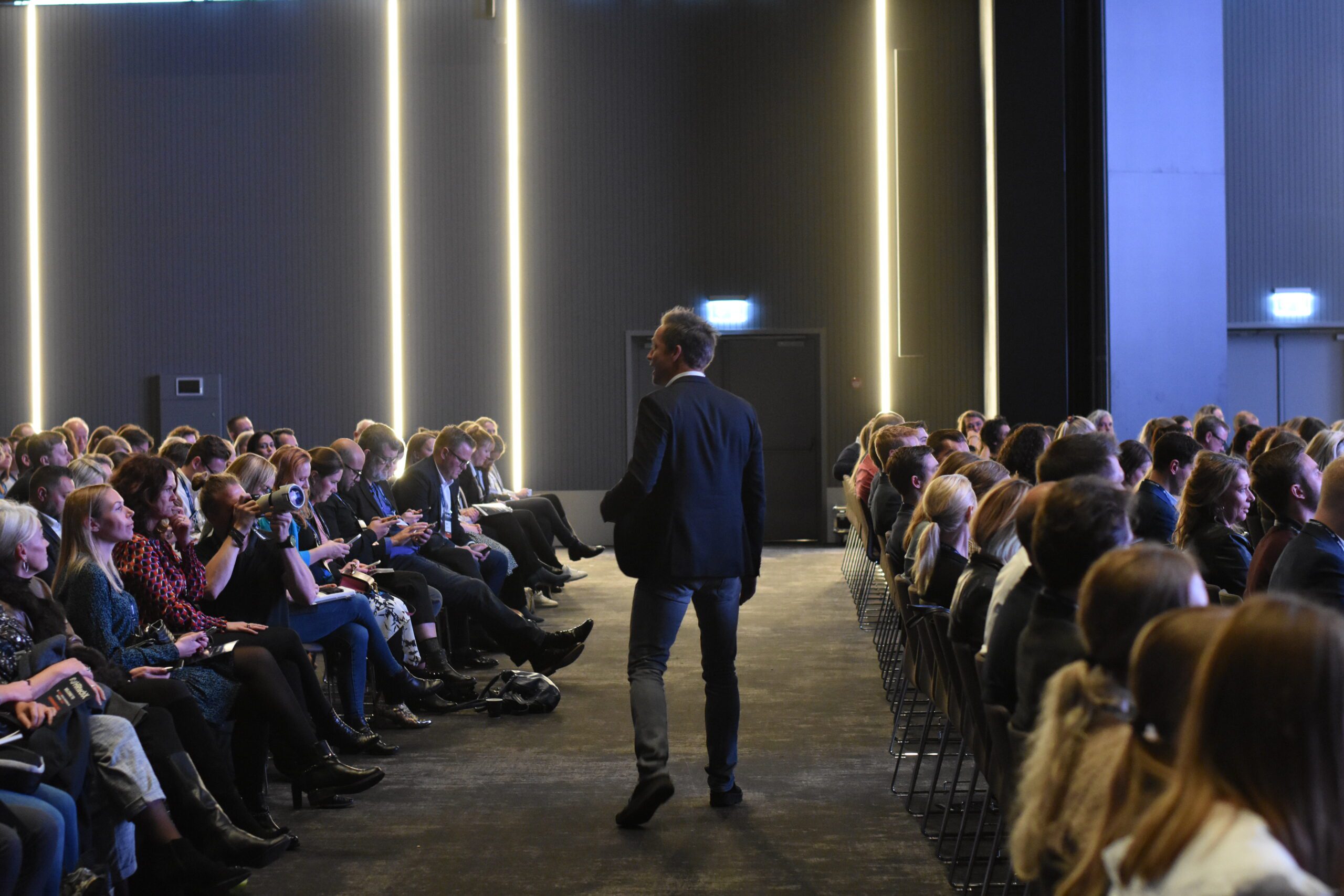 speaker til konference